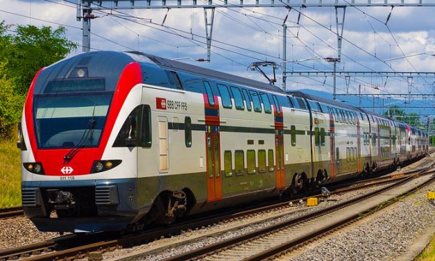 Menő emeletes vonattal utazhatsz az agglomerációból Budapestre