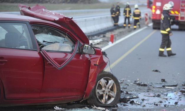 Négyes karambol az M0-áson, rendőrök irányítják a forgalmat