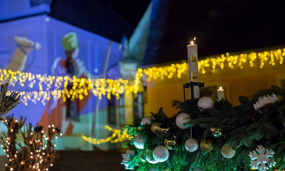 Látványos hangulatvideó készült a Karácsonyra készülő Szentendréről