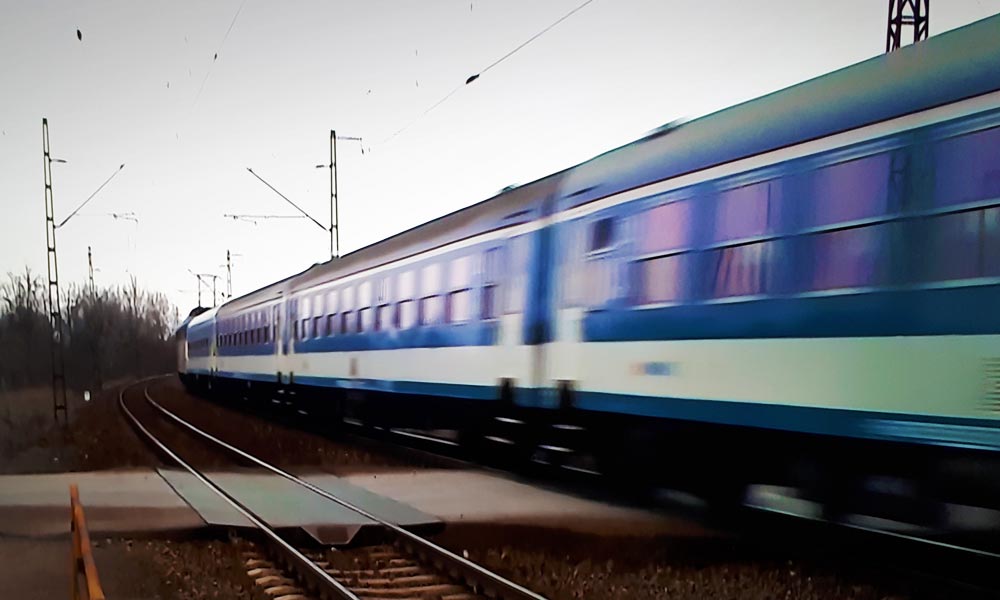 Elgázolt egy embert a vonat: óriási késésekre kell számítani