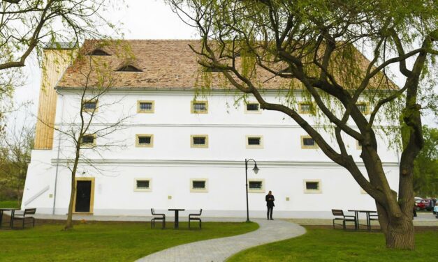 Újra régi szépségében csodálható meg Budajenő egyik büszkesége