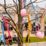 Parkolás, közösségi közlekedés, vásárlás – minden, amit tudnod kell az ünnepi hétvége szolgáltatásairól