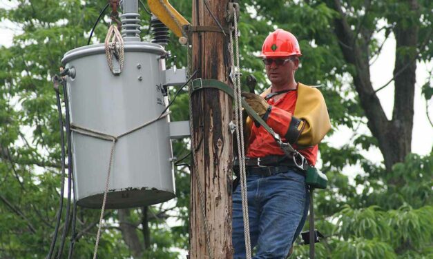 Tragédia egy monori iskola felújításánál: két ember meghalt