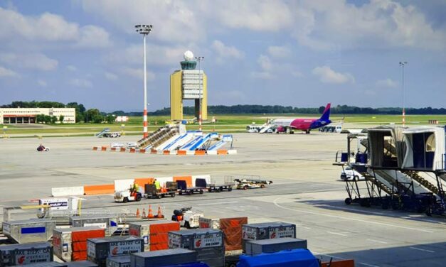 Százmilliárdokért visszavásárolná egy kormányközeli cégcsoport a ferihegyi repteret a jelenlegi külföldi tulajdonosától