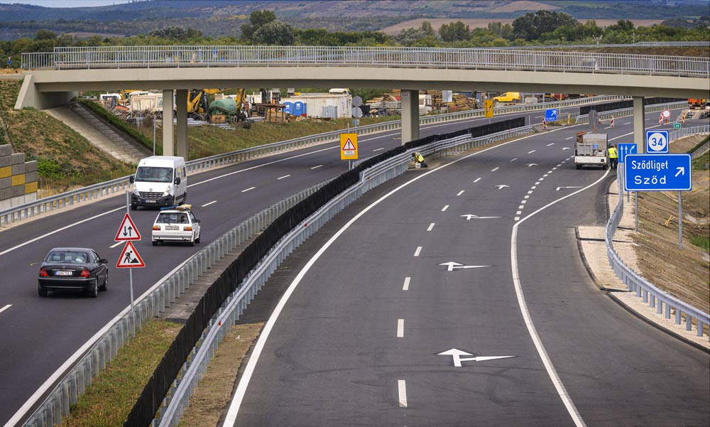 Fontos hír az autósoknak: így építik tovább az M2-es gyorsforgalmi utat