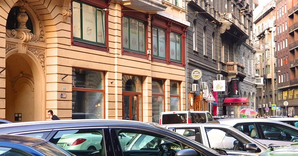 Autósok, figyelem! Változik a közlekedési rend Budapest egyik legforgalmasabb kerületében – Részletek