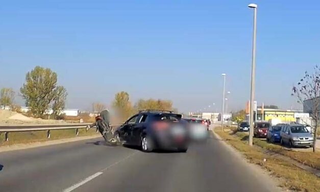 Durva motoros baleset az agglomerációban (videóval)