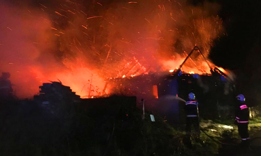 Tűzesetek az agglomerációban: Zsámbékon és Szentendrén is lángoltak épületek