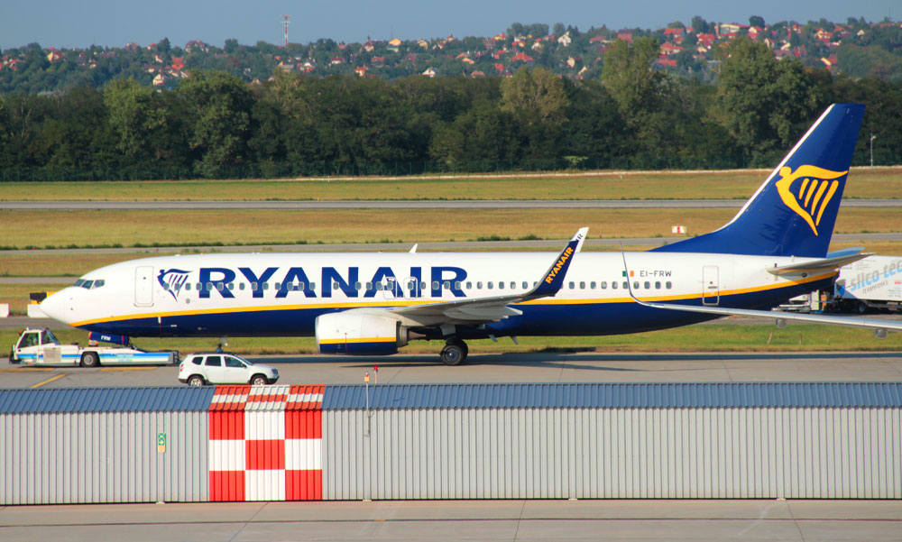Csökkenti a budapesti járatai számát és a járatsűrűséget a Ryanair: a vezérigazgató még mindig nem érti, hogy miért kellett különadót kivetni a légitársaságokra