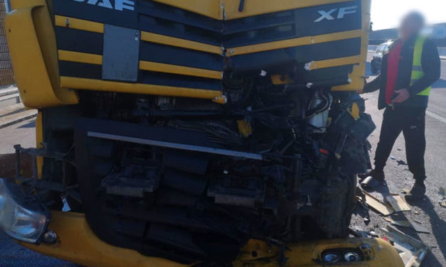 Baleset miatt mentőhelikopter szállt le az M0-ásnál