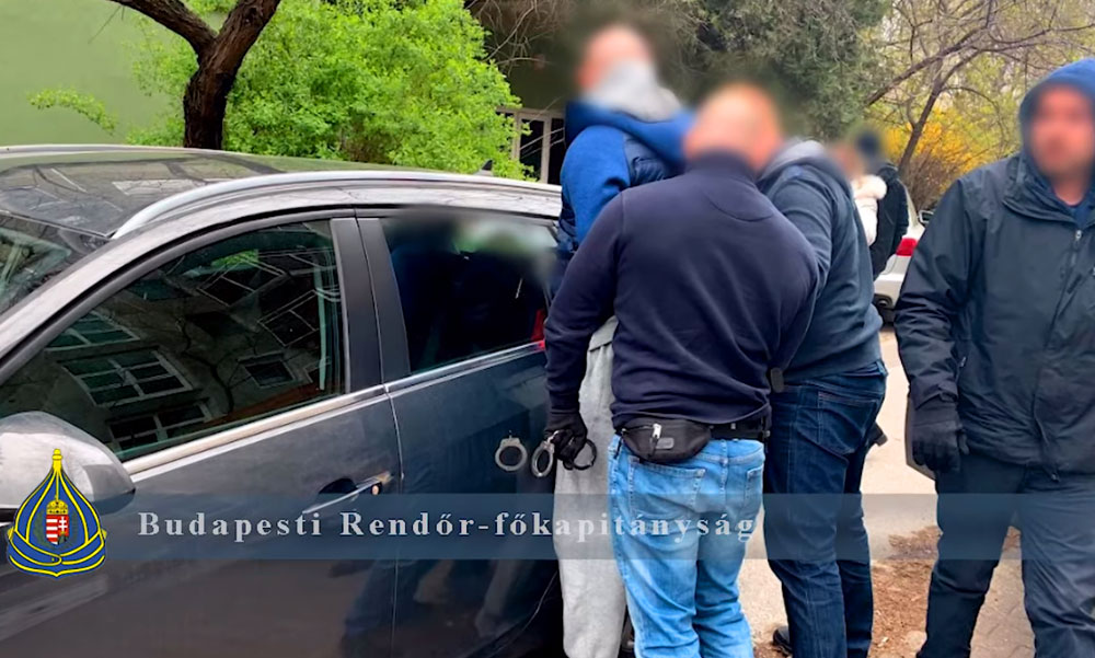 Lecsaptak a rendőrök az újpesti mackónadrágos drogkereskedőre