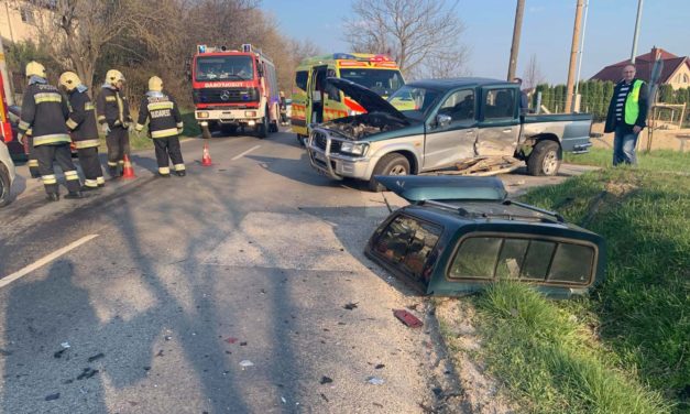 Súlyos baleset miatt teljes útzár van Telki és Budajenő között