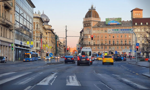 A budapesti és az agglomeráió lakói nem mehetnek vidékre, de a vidékiek jöhetnek ide