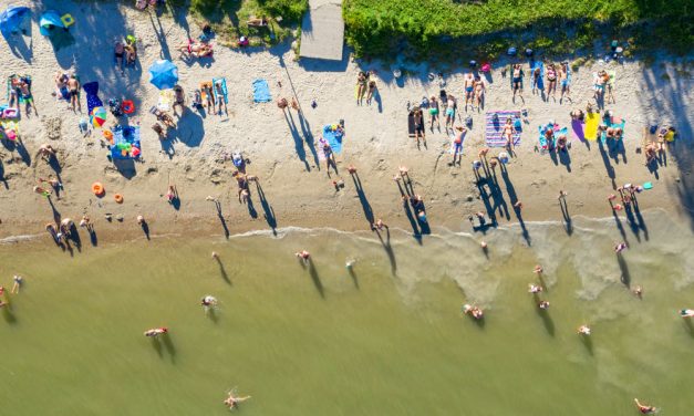 Megtudtuk, hol vannak kijelölt strandok a Dunán: ezeken a helyeken lehet fürdőzni akár már a hétvégén