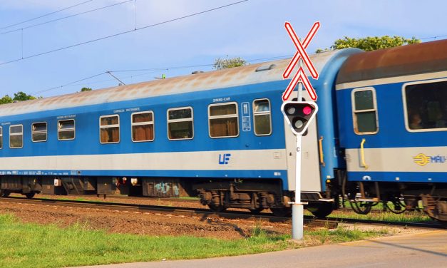 Káosz a MÁV-nál: a székesfehérvári elővárosi vonatokat már Gárdonyból visszafordítják Budapest felé