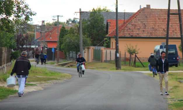 Uzsorásokhoz kerülhetnek a szegénysorban élő kisnyugdíjasok élelmiszterutalványai