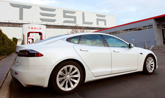 Tesla autó vásárlás – pénzügyi vonzatok