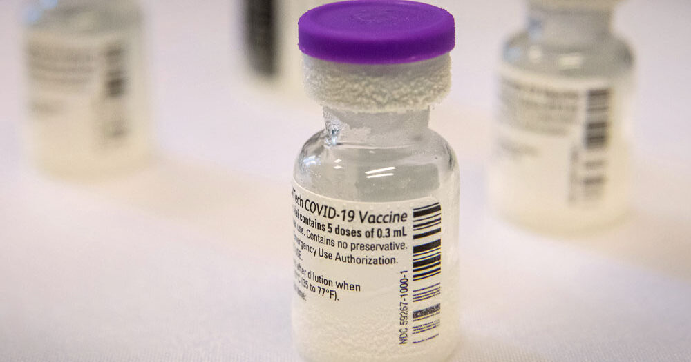 Döbbenetes dolgot állít az Európai Gyógyszerügynökség a Moderna és Pfizer vakcinákról
