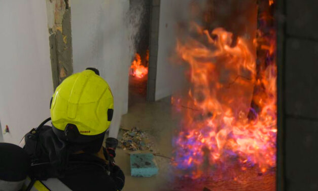 Fáklyaként égett egy gázvezeték a belvárosi lakásban, ilyet csak a rémálmaidban látsz