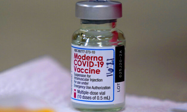 Kevesebb vakcinát szállított a Moderna, át kell dolgozni az oltási tervet
