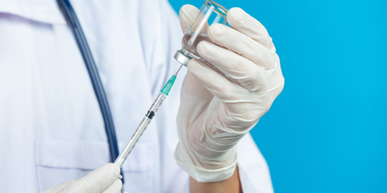 Áttörés jöhet vakcina fronton: érkezik az egydózisú Covid-oltás