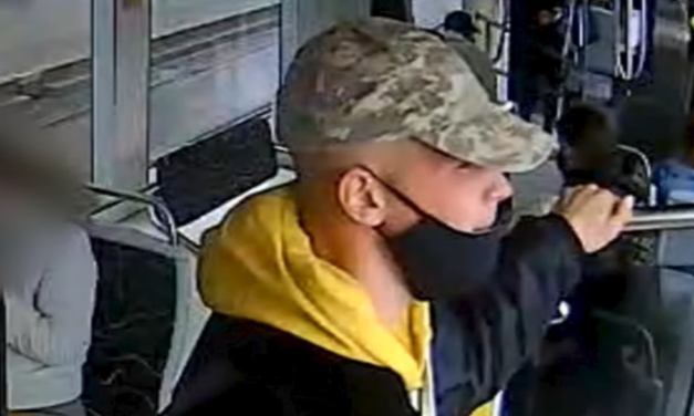 Verte és rugdosta a BKK jegyellenőrét, az elkövetőt keresi a rendőrség