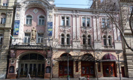 Botrány a Budapesti Operettszínházban: belső vizsgálatot indított Tarr Zoltán, a főigazgatót felmentették a munkavégzés alól