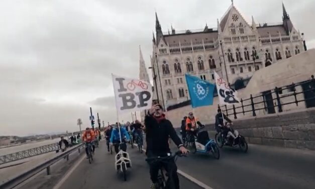 Kerékpáros felvonulás miatt lezárások lesznek ma délután a fővárosban, itt vannak a részletek