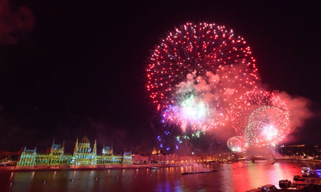 Kiderült mennyibe kerül Európa legnagyobb tűzijátéka – mégsem kellett tíz évet várni rá