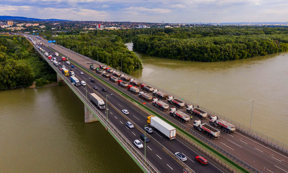 Hídpénzt kell fizetni az M0-ás Duna-hídján – kiakadtak Budafokon, Csepelen és Soroksáron