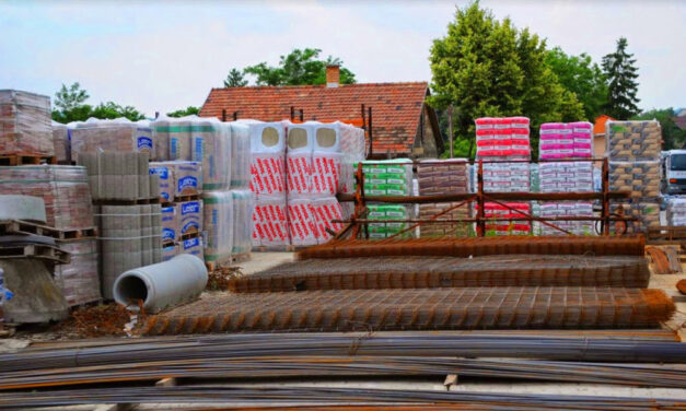 Ingyen kaphatunk szakértői tanácsot a házunk felújításához