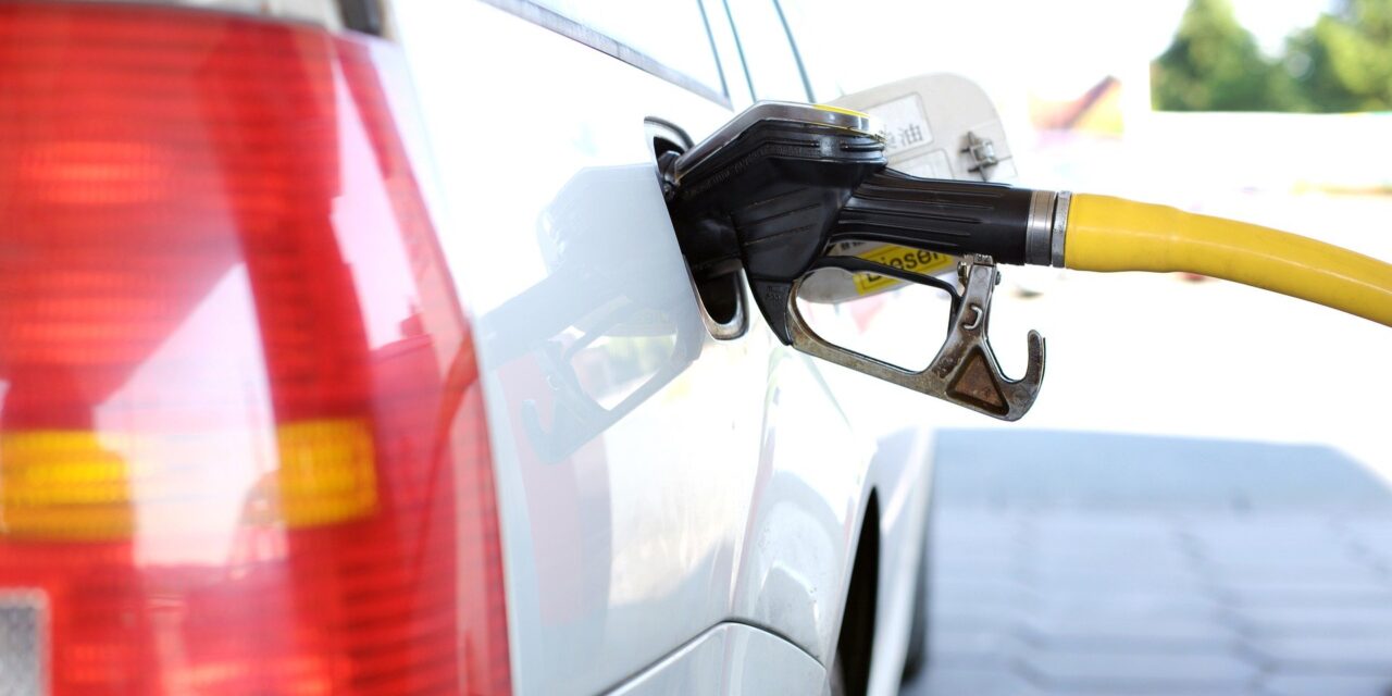 Jön a 480 forintos üzemanyag: azt a kutat, amelyik nem tartja be az árstopot, akár fél évre is bezárhatják