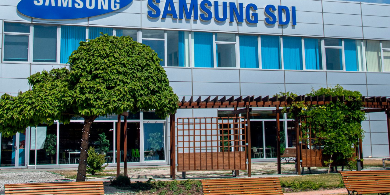 “Sajnálom, de nem tudok erről még beszélni”-összetört a Samsung gyárban meghalt karbantartó családja, a 27 éves Richárd életéért egy hétig küzdöttek a kórházban