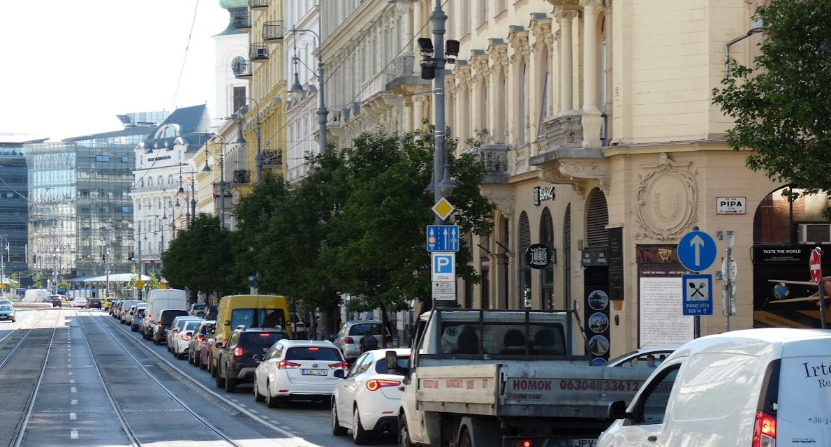 Itt a Budapesten autózók véleménye a dugódíjról: Minden második autós fizetne, de vannak, akik inkább letennék a kocsit