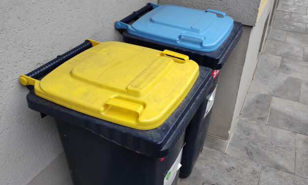 Január 1-től az italos kartondobozokat nem lehet bedobni a kék szelektív kukákba, változik a sárgák gyűjtési rendje is