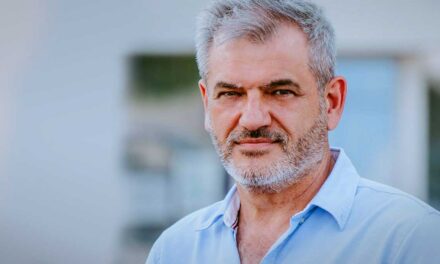 Hiába a milliárdos elvonás, a vecsési és dunaharaszti polgármester után, Gyál vezetője is milliós jutalmat markolt fel