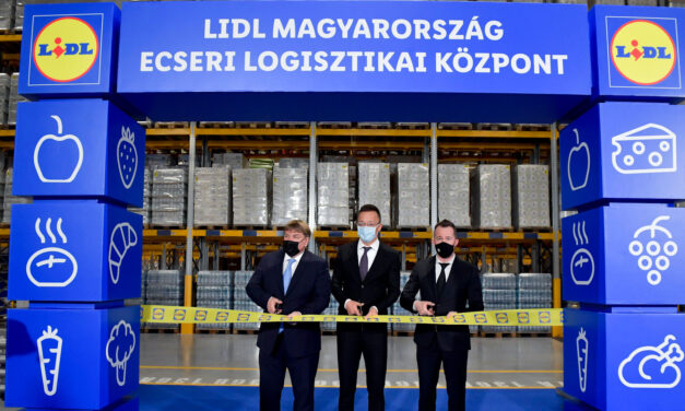 Új fejezetet írunk, nagyon elégedett a Lidllel a külügyminiszter, a magyar állam 1,2 milliárdot adott a német cégnek