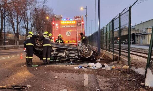 A vasárnap sem telt el balesetmentesen: két durva baleset is történt Pest megyében – Fotók a helyszínekről