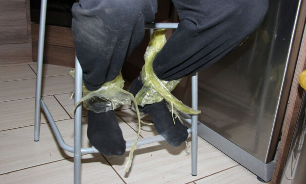 Levágjuk az ujjadat, összeverték, megkötözték, kifosztották, három férfit fogott el a rendőrség