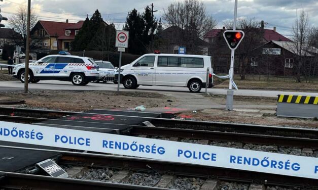 Újabb tragédia a vasúton: elgázolt egy embert a Keleti pályaudvarról Szolnokra induló vonat