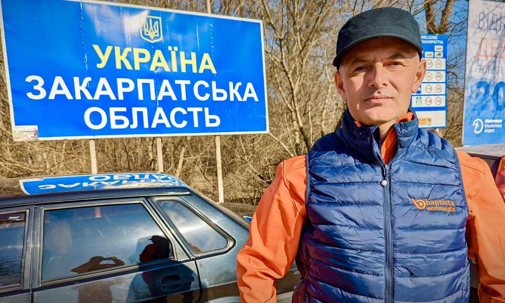 „Menj oda, ahova menned kell, és tedd azt, amit tenned kell” – Vuity Tvrtko a biztonságos Amerikából váratlanul a háborús Ukrajnába utazott dolgozni és segíteni
