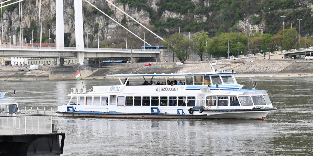 Kedden megkezdődik a hajózási szezon, indulnak a BKK bérlettel igénybe vehető menetrendszerinti hajók Budapesten