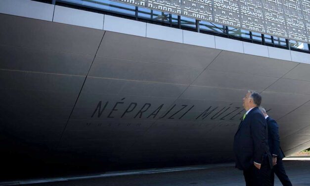 Orbán Viktor is rácsodálkozott a Városligetben az új Néprajzi Múzeumra, az Európában egyedülálló épület hétfő délutántól látogatható