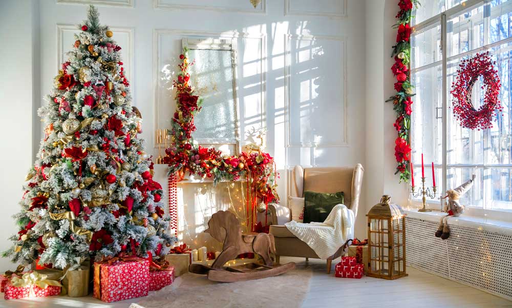 Műfenyőből gyönyörű karácsonyfát – tippek, trükkök, praktikák még időben