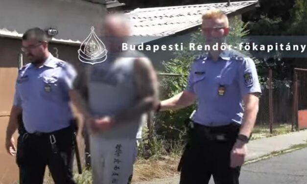 Lecsaptak a budapesti zsaruk a 10. kerületi drogdílerre – Videón az elfogás