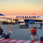 Elkaszálták a Ryanairt, 300 millió forintos bírságot kapott Magyarországon a légitársaság