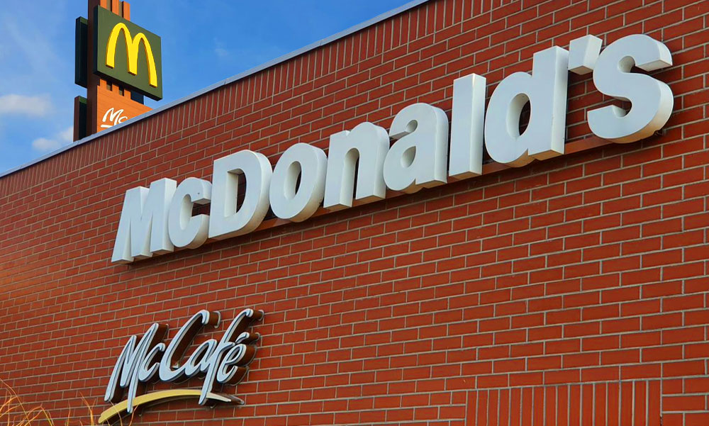 Jelentős változás a McDonald’s éttermekben, azért is pénzt kérnek, amiért eddig nem kellett külön fizetni