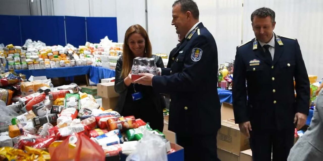Több mint hat tonna élelmiszert gyűjtöttek össze a fővárosi rendőrök a rászorulóknak