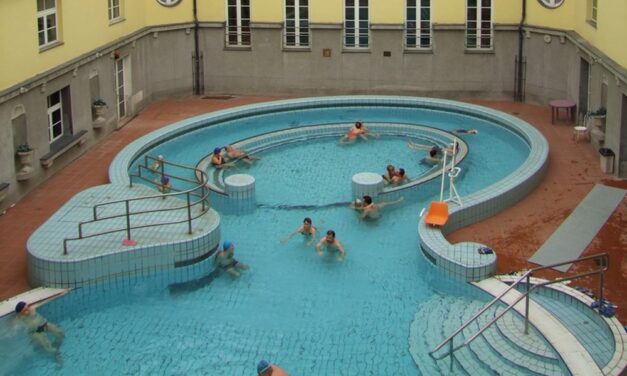 Drasztikusan emelik az árait a budapesti fürdők, van, ahol több mint 30%-kal emelik a belépők árát
