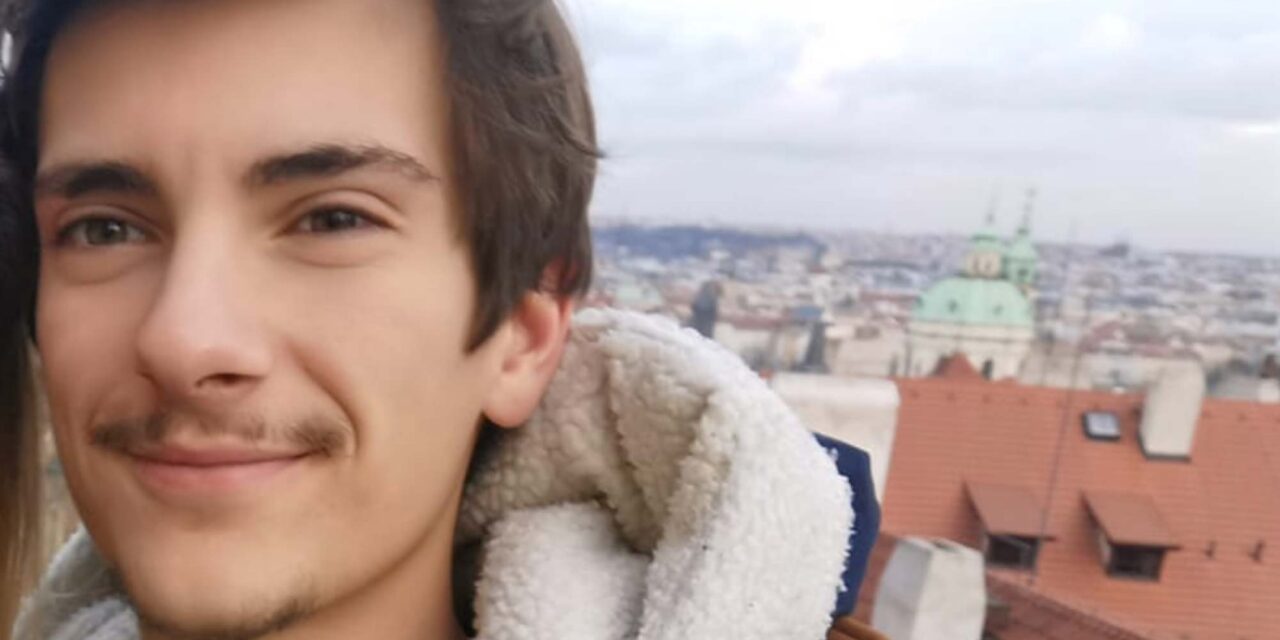 „Ennyit ér a fiunk élete” – alig öt évet kapott az a férfi, aki szíven szúrt egy francia fiút Budapesten